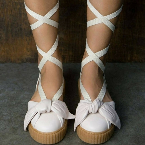 Graag gedaan Als reactie op de compleet PUMA x FENTY Rhianna Bow Creeper Tie Up Sandals – The Ultimate Resale Rack